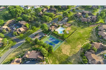 542 Westgate Drive, Edison, NJ 08820 - Photo 3