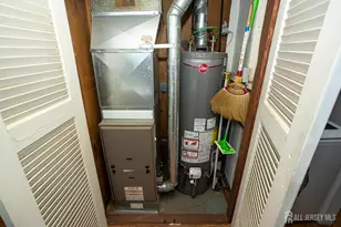 78 Patricia Ave, Colonia, NJ 07067 - Photo 15