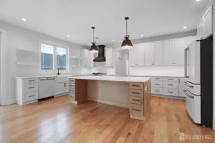 9 Links Dr, Edison, NJ 08820 - Photo 49