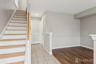 121 Giera Ct, Sayreville, NJ 08859 - Photo 3