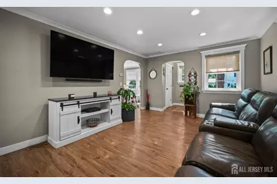 7 Lake Avenue, Helmetta, NJ 08828 - Photo 7