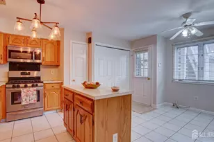 40B Rutland Ln, Monroe Township, NJ 08831 - Photo 5
