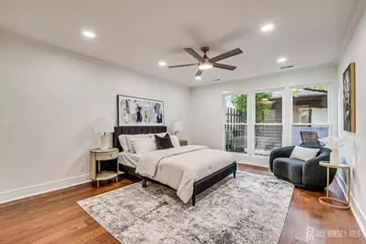 145 Maplewood Court, Edison, NJ 08820 - Photo 25