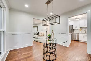 145 Maplewood Ct, Edison, NJ 08820 - Photo 17