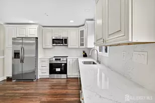 57 Yorkshire Dr, Monroe Township, NJ 08831 - Photo 9