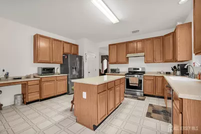 23 Margaret Drive, Franklin Township, NJ 08873 - Photo 17