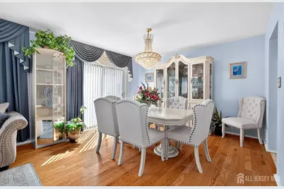 905 Madaline Drive, Avenel, NJ 07001 - Photo 7