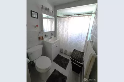 102 Clendenny Avenue, Jersey City, NJ 07304 - Photo 17