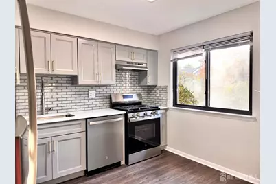 191 Hampshire Drive, Plainsboro Township, NJ 08536 - Photo 5