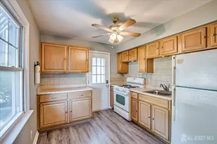 310 Howard Ave, Middlesex, NJ 08846 - Photo 13