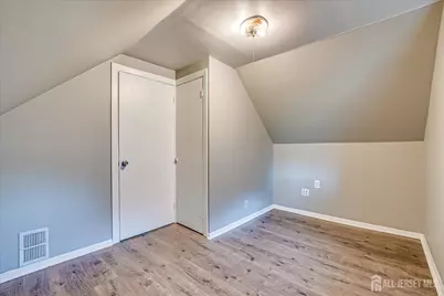 310 Howard Avenue, Middlesex, NJ 08846 - Photo 21