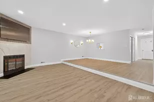 61 Albury Way, North Brunswick Township, NJ 08902 - Photo 7