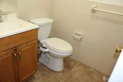 820 Edison Glen Terrace, Edison, NJ 08837 - Photo 11