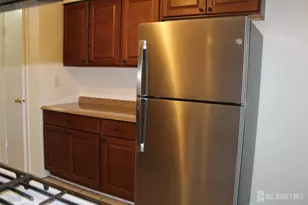 820 Edison Glen Terrace, Edison, NJ 08837 - Photo 7