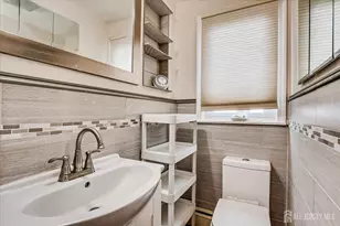 1072 Bordentown Ave, Sayreville, NJ 08859 - Photo 35