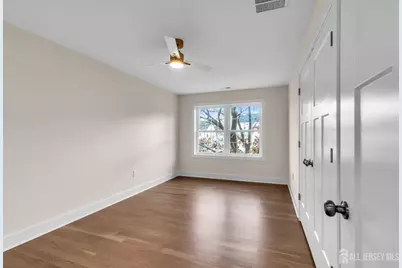 409 Eagle Avenue, Perth Amboy, NJ 08861 - Photo 29