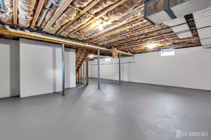 409 Eagle Ave, Perth Amboy, NJ 08861 - Photo 39