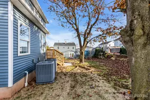 409 Eagle Ave, Perth Amboy, NJ 08861 - Photo 45