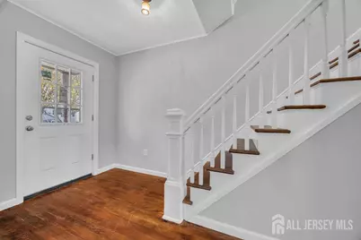49 Comstock Street, New Brunswick, NJ 08901 - Photo 3