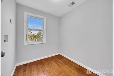 49 Comstock Street, New Brunswick, NJ 08901 - Photo 23