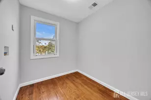 49 Comstock St, New Brunswick, NJ 08901 - Photo 23