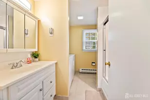 177 Rossmoor Dr, Monroe Township, NJ 08831 - Photo 15