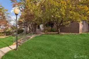 501 Linwood Dr, Fort Lee, NJ 07024 - Photo 3