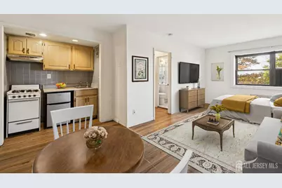 501 Linwood Drive, Fort Lee, NJ 07024 - Photo 5