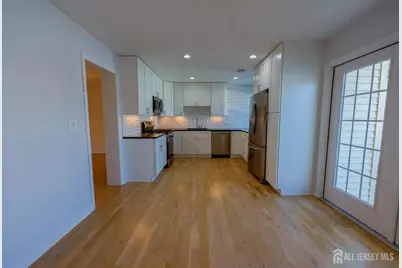 10-Q Dayton Circle, South Brunswick Township, NJ 08810 - Photo 9