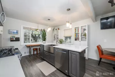 19 Dunlop Drive, Sewaren, NJ 07077 - Photo 5