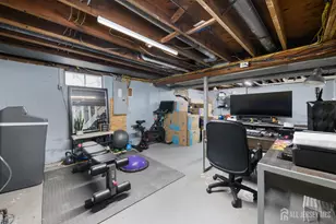 19 Dunlop Dr, Sewaren, NJ 07077 - Photo 15