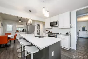 19 Dunlop Dr, Sewaren, NJ 07077 - Photo 3