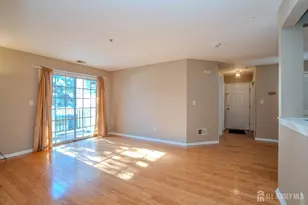 513 Waterford Dr, Edison, NJ 08817 - Photo 3