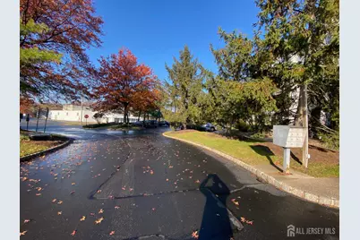 513 Waterford Drive, Edison, NJ 08817 - Photo 23