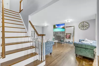 1080 Ottawa Street, North Brunswick Township, NJ 08902 - Photo 5