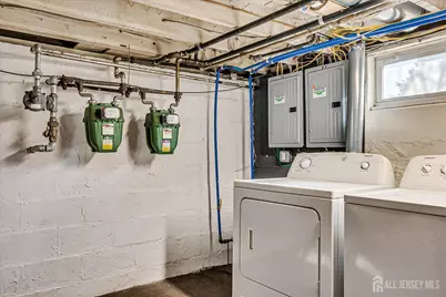 385 Pierson Avenue, Edison, NJ 08837 - Photo 27