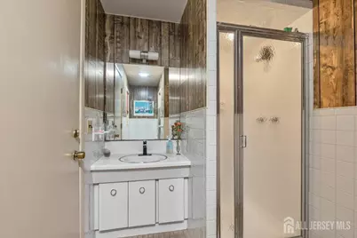 1066 Allenwood Drive, Plainfield, NJ 07060 - Photo 13