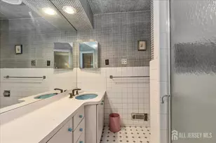 1066 Allenwood Dr, Plainfield, NJ 07060 - Photo 23