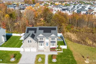 2 Hitching Post Pl, Monroe Township, NJ 08831 - Photo 55