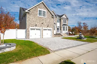 2 Hitching Post Place, Monroe Township, NJ 08831 - Photo 3