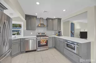 10 Benedict Way, Iselin, NJ 08830 - Photo 11