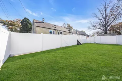 10 Benedict Way, Iselin, NJ 08830 - Photo 35