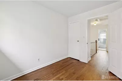 35 Edgewater Place, Edgewater, NJ 07020 - Photo 23