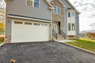 210 Corliss Ave, Phillipsburg, NJ 08865 - Photo 3