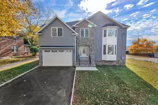 210 Corliss Ave, Phillipsburg, NJ 08865 - Photo 1