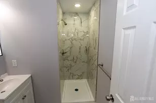 23 Cheltenham Pl, Sayreville, NJ 08872 - Photo 15