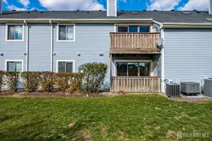 807 Aspen Dr, Plainsboro Township, NJ 08536 - Photo 17