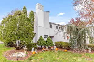 236 Community Cir, Old Bridge Township, NJ 08857 - Photo 3