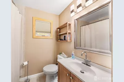 479 Chain O' Hills Road, Colonia, NJ 07067 - Photo 11