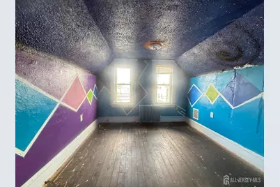 185 Lewis Street, Perth Amboy, NJ 08861 - Photo 11